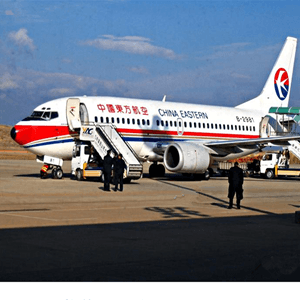 呼和浩特白塔机场空运航空快运业稳步发展的原因是什么？